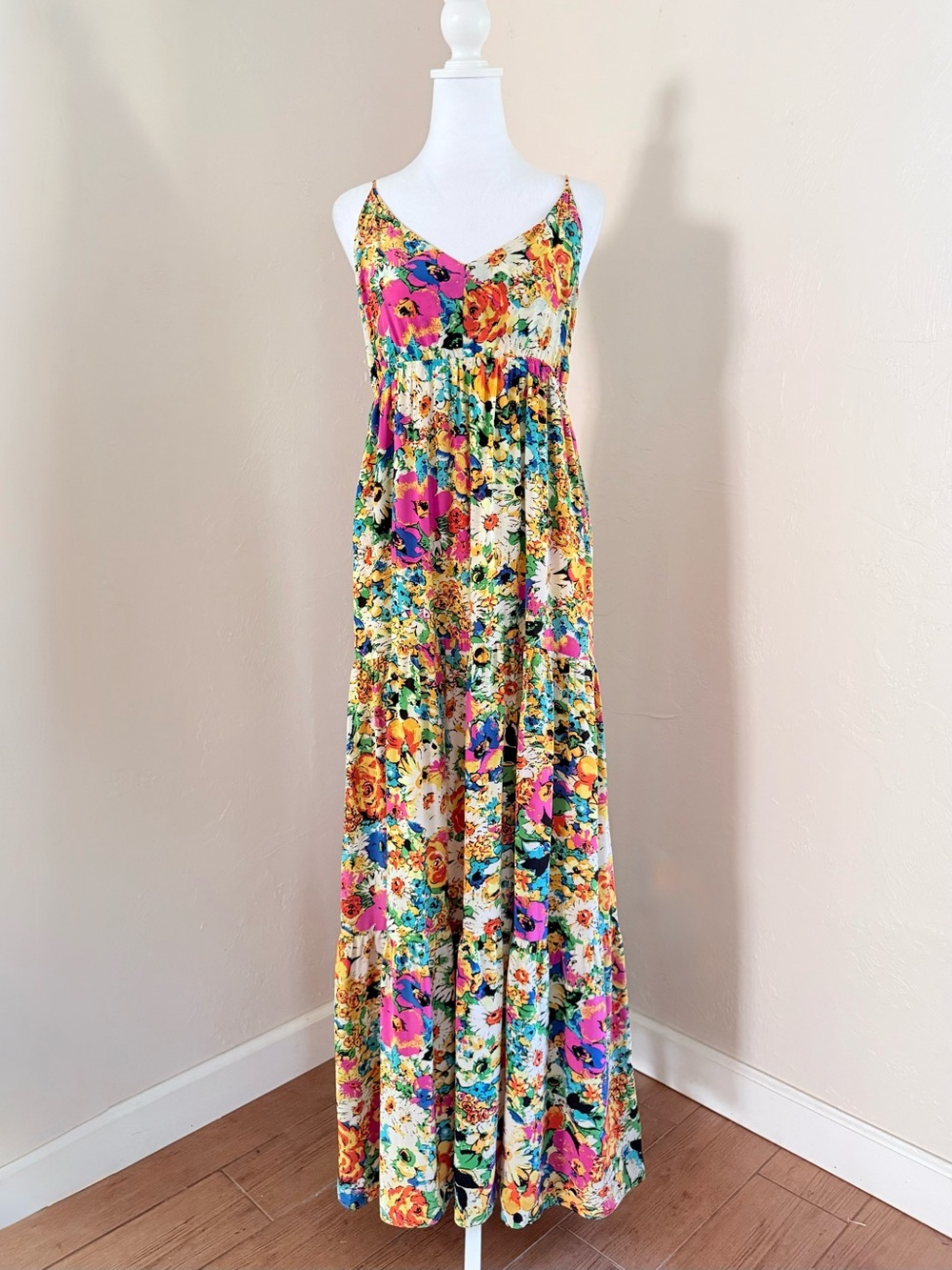 Yumi Kim Spring Darling Maxi Dress Floral V-Neck Multicolor Print 100% Silk M